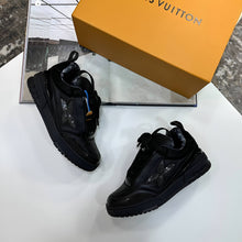 Load image into Gallery viewer, Shoes