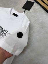 Load image into Gallery viewer, Tshirt
