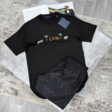 Load image into Gallery viewer, Tshirt