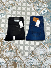 Load image into Gallery viewer, Jeans