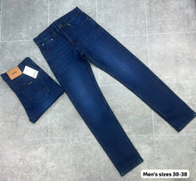 Load image into Gallery viewer, Jeans