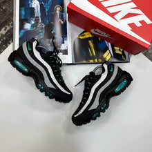Load image into Gallery viewer, Shoes