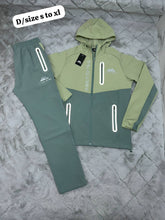 Load image into Gallery viewer, Tracksuit
