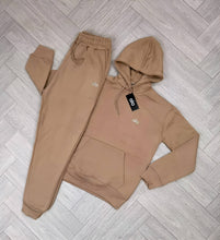 Load image into Gallery viewer, Tracksuit women
