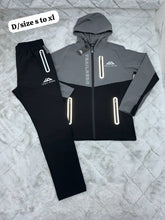 Load image into Gallery viewer, Tracksuit