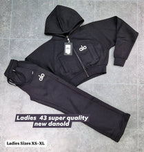 Load image into Gallery viewer, Tracksuit