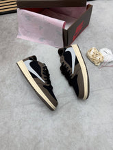 Load image into Gallery viewer, Shoes