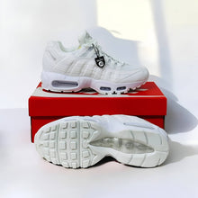 Load image into Gallery viewer, Shoes