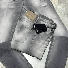 Load image into Gallery viewer, Jeans