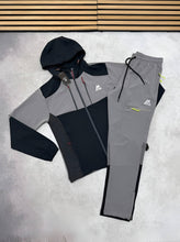 Load image into Gallery viewer, Tracksuit men