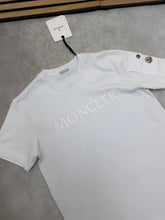 Load image into Gallery viewer, Tshirt