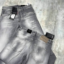 Load image into Gallery viewer, Jeans
