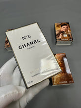 Load image into Gallery viewer, Perfume