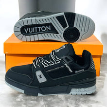 Load image into Gallery viewer, Shoes
