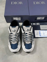 Load image into Gallery viewer, Shoes men