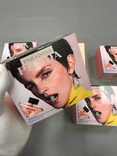 Load image into Gallery viewer, Perfume