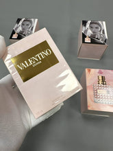 Load image into Gallery viewer, Perfume