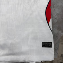 Load image into Gallery viewer, Tshirt