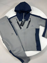 Load image into Gallery viewer, Tracksuit men