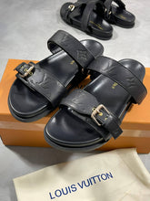 Load image into Gallery viewer, Slipper