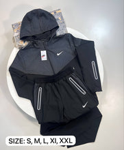 Load image into Gallery viewer, Tracksuit