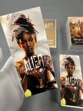 Load image into Gallery viewer, Perfume