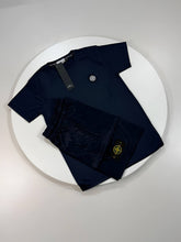 Load image into Gallery viewer, Tshirt