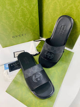 Load image into Gallery viewer, Slipper