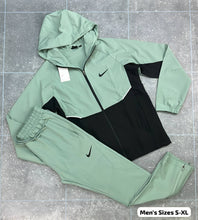 Load image into Gallery viewer, Tracksuit men