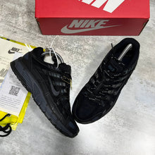 Load image into Gallery viewer, Shoes