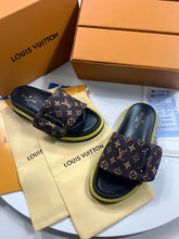 Load image into Gallery viewer, Slipper women