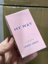 Load image into Gallery viewer, Perfume