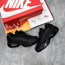 Load image into Gallery viewer, Shoes