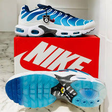 Load image into Gallery viewer, Shoes
