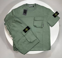 Load image into Gallery viewer, Tshirt