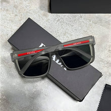 Load image into Gallery viewer, sunglass