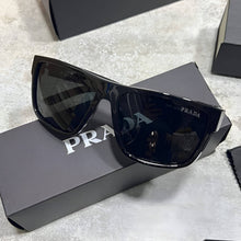 Load image into Gallery viewer, sunglass