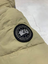 Load image into Gallery viewer, Jacket women