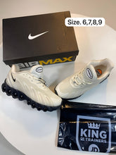 Load image into Gallery viewer, Shoes