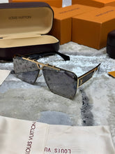 Load image into Gallery viewer, Sunglass