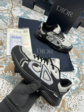 Load image into Gallery viewer, Shoes men
