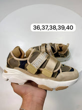 Load image into Gallery viewer, Shoes