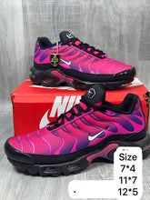 Load image into Gallery viewer, Shoes
