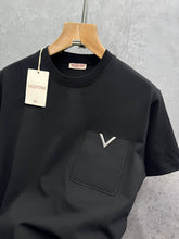Load image into Gallery viewer, Tshirt