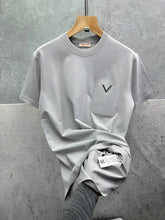 Load image into Gallery viewer, Tshirt