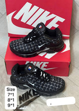 Load image into Gallery viewer, Shoes