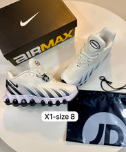 Load image into Gallery viewer, Shoes