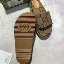 Load image into Gallery viewer, Slipper