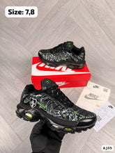 Load image into Gallery viewer, Shoes