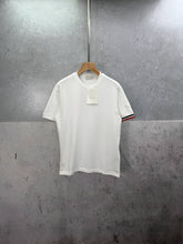 Load image into Gallery viewer, Tshirt